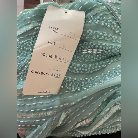 Vintage Oleg Cassini Beaded Top - size 8 / Medium - Picture 10 of 10